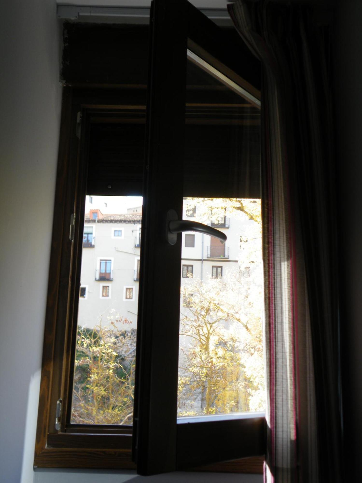 Hostal La Ribera Del Jucar Куенка Стая снимка