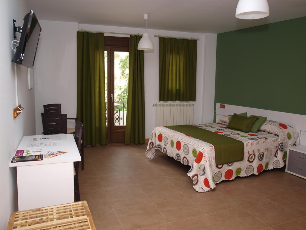 Hostal La Ribera Del Jucar Куенка Стая снимка