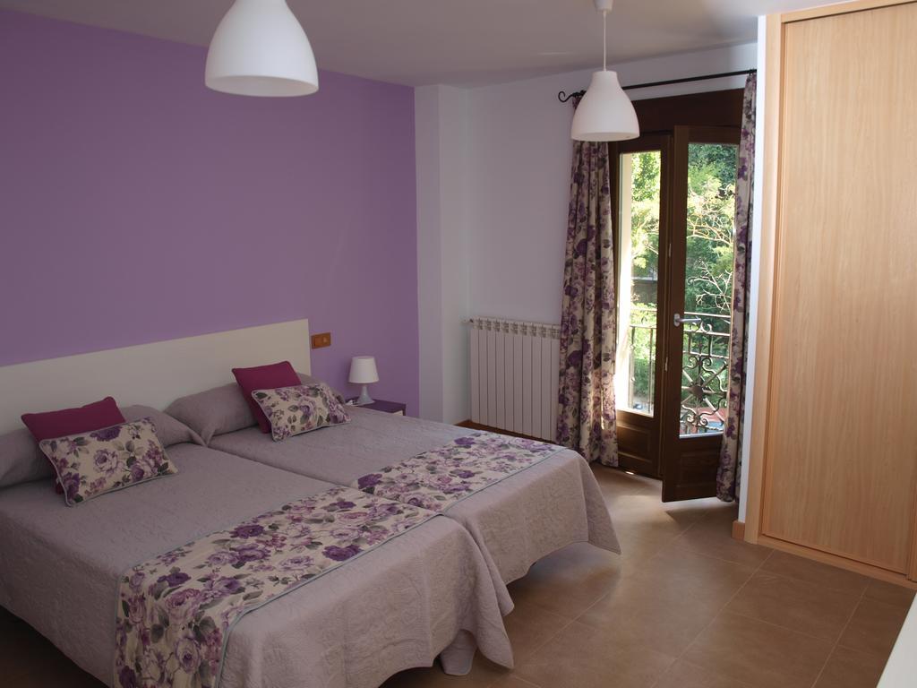 Hostal La Ribera Del Jucar Куенка Екстериор снимка