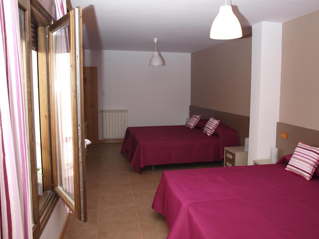 Hostal La Ribera Del Jucar Куенка Стая снимка