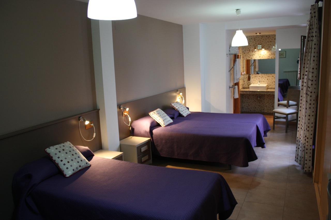 Hostal La Ribera Del Jucar Куенка Екстериор снимка